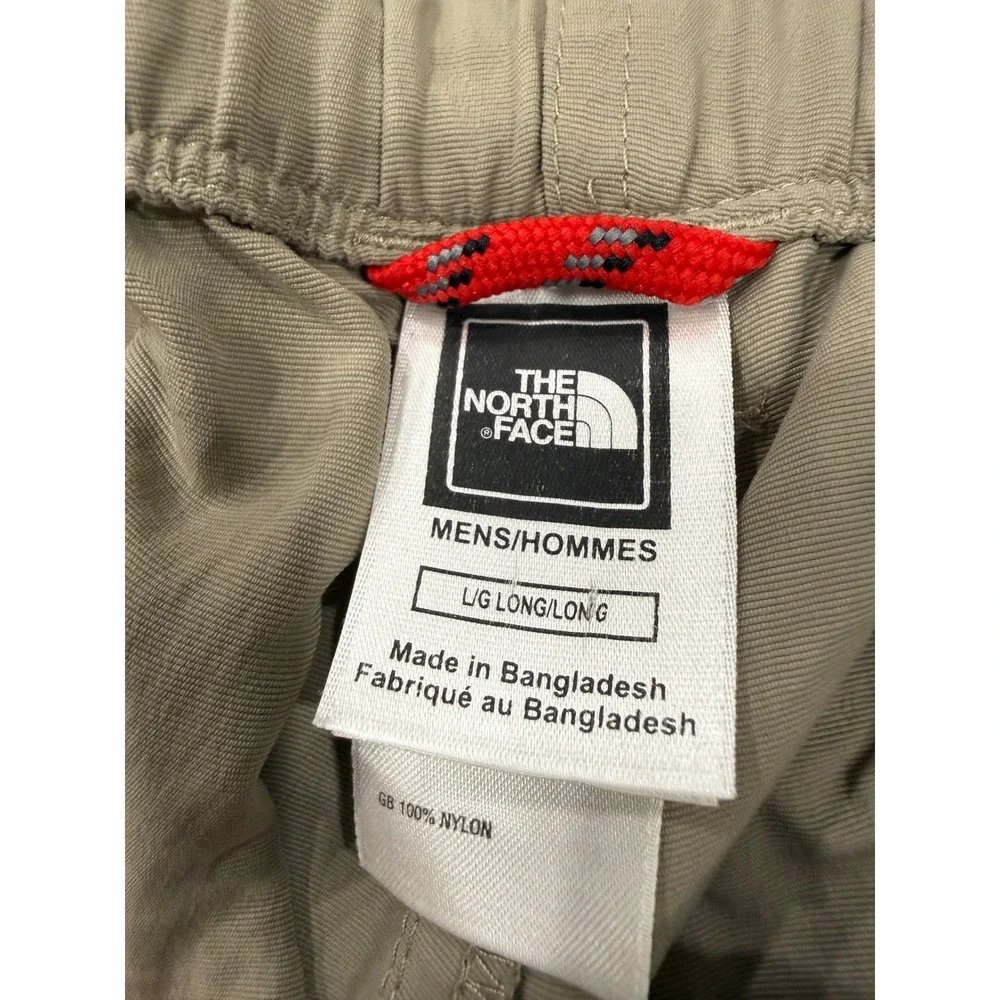 The North Face Mens Class V Belted Cargo Shorts Khaki Nylon‎ Hiking Large Long